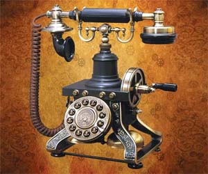 steampunk-telephone